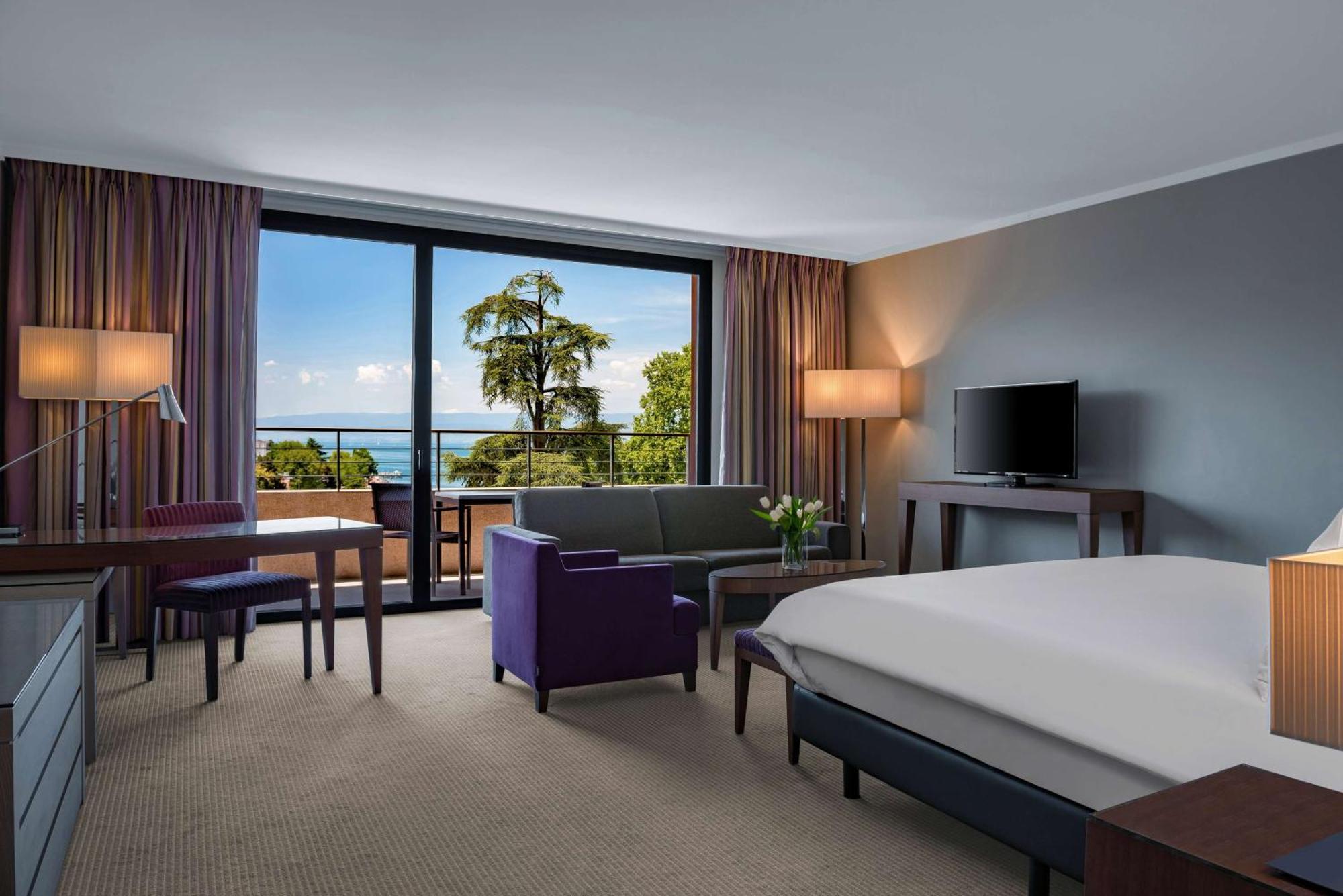 Hilton Evian Les Bains Hotel Exterior foto