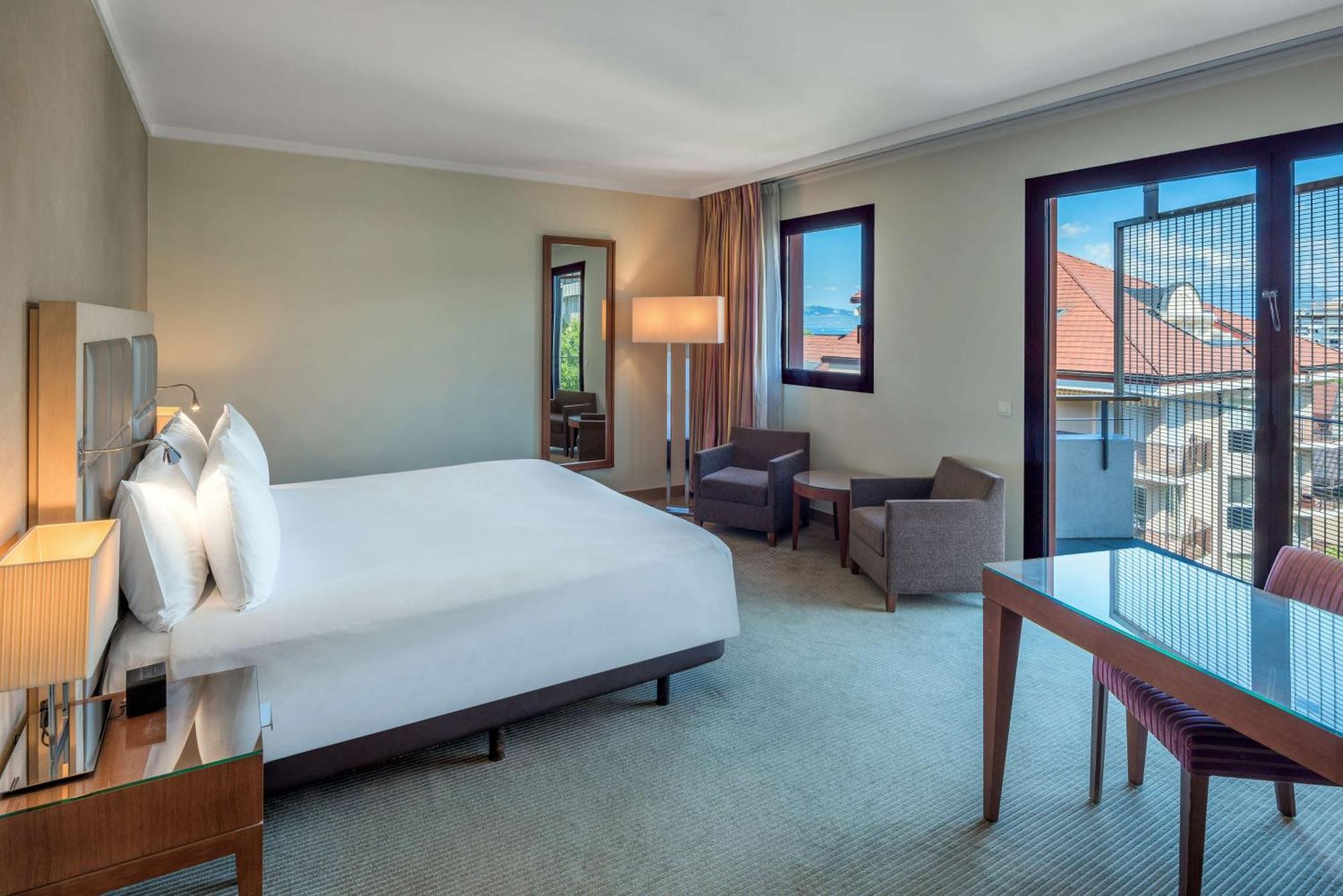 Hilton Evian Les Bains Hotel Exterior foto