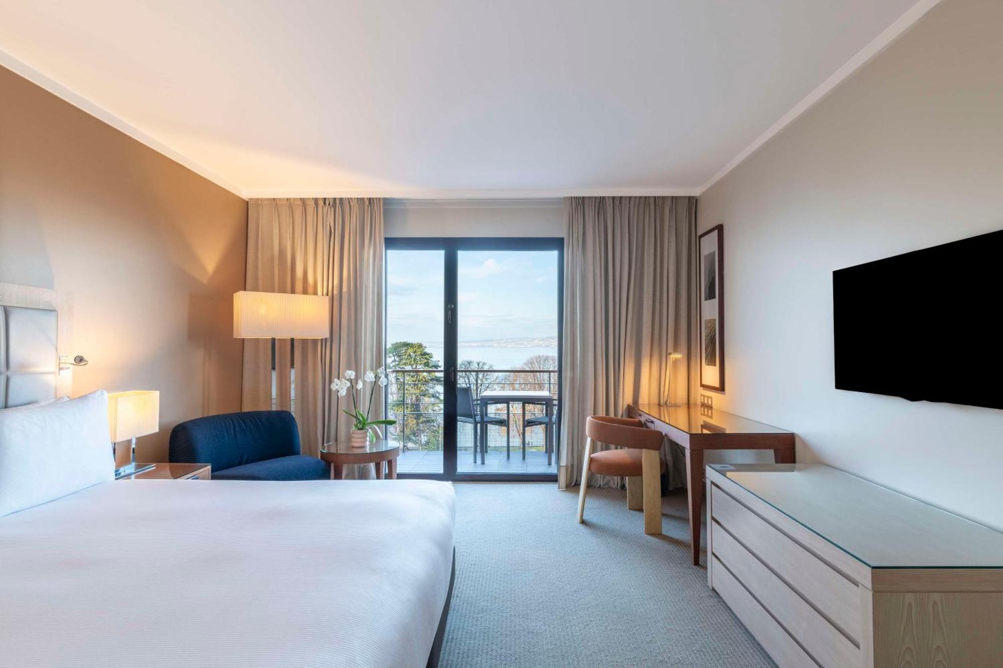 Hilton Evian Les Bains Hotel Exterior foto