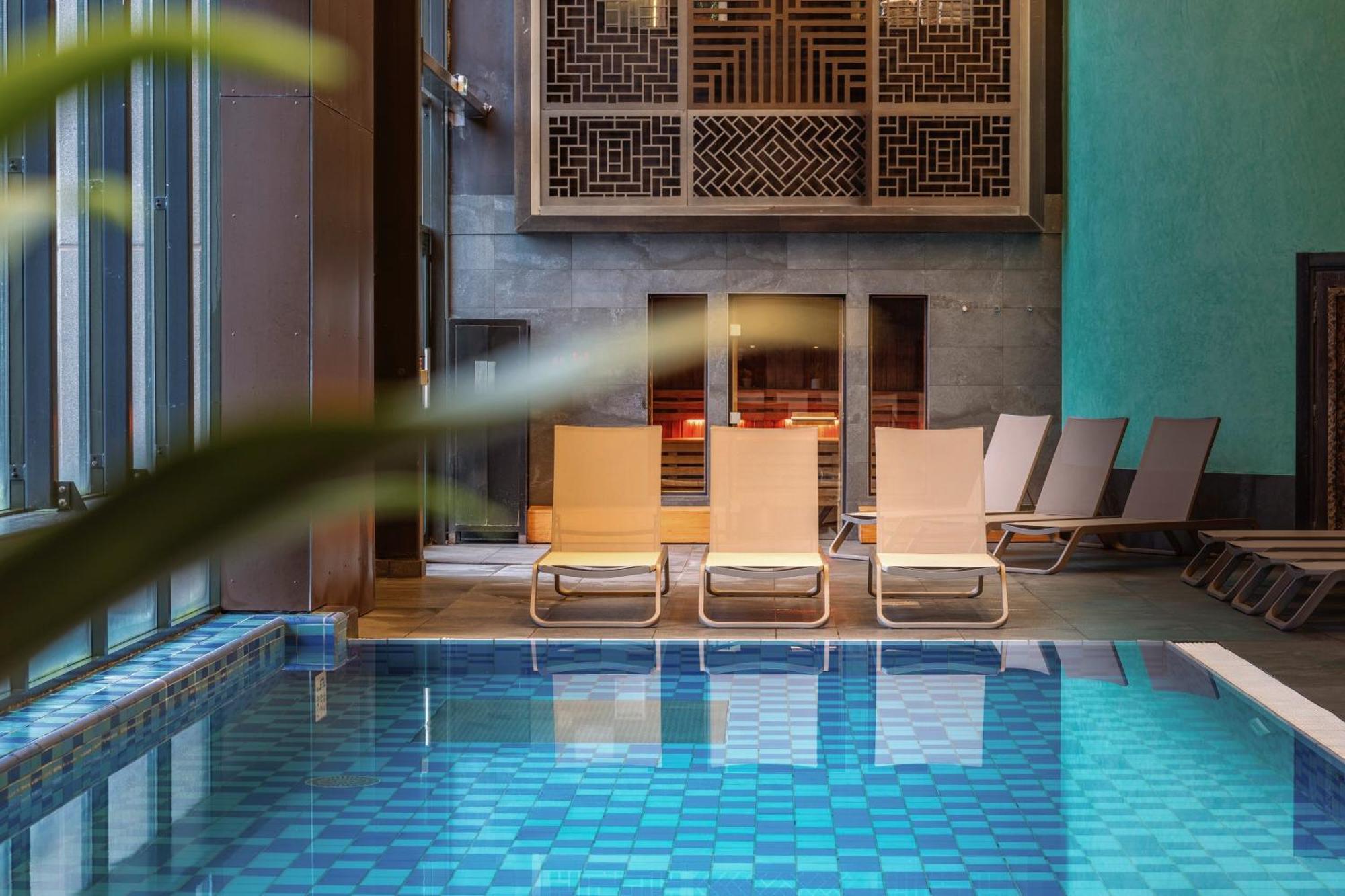 Hilton Evian Les Bains Hotel Exterior foto